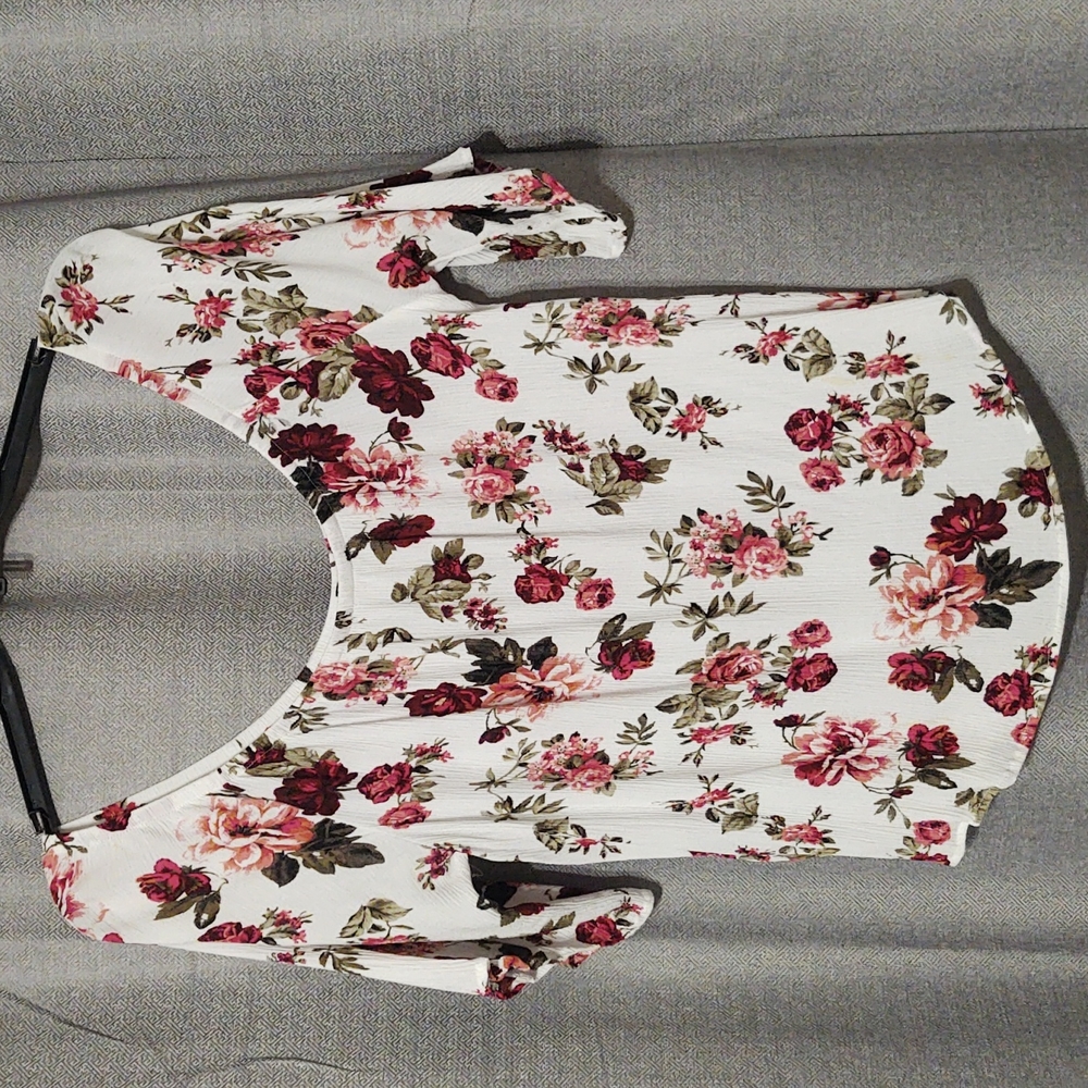 Ambiance Off the Shoulder Floral Blouse Sz 2X